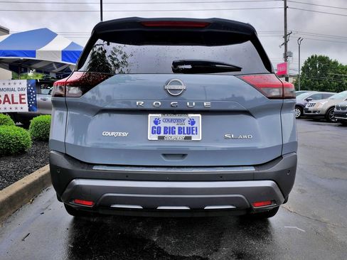 Used 2023 Nissan Rogue SL AWD/4WD image 6
