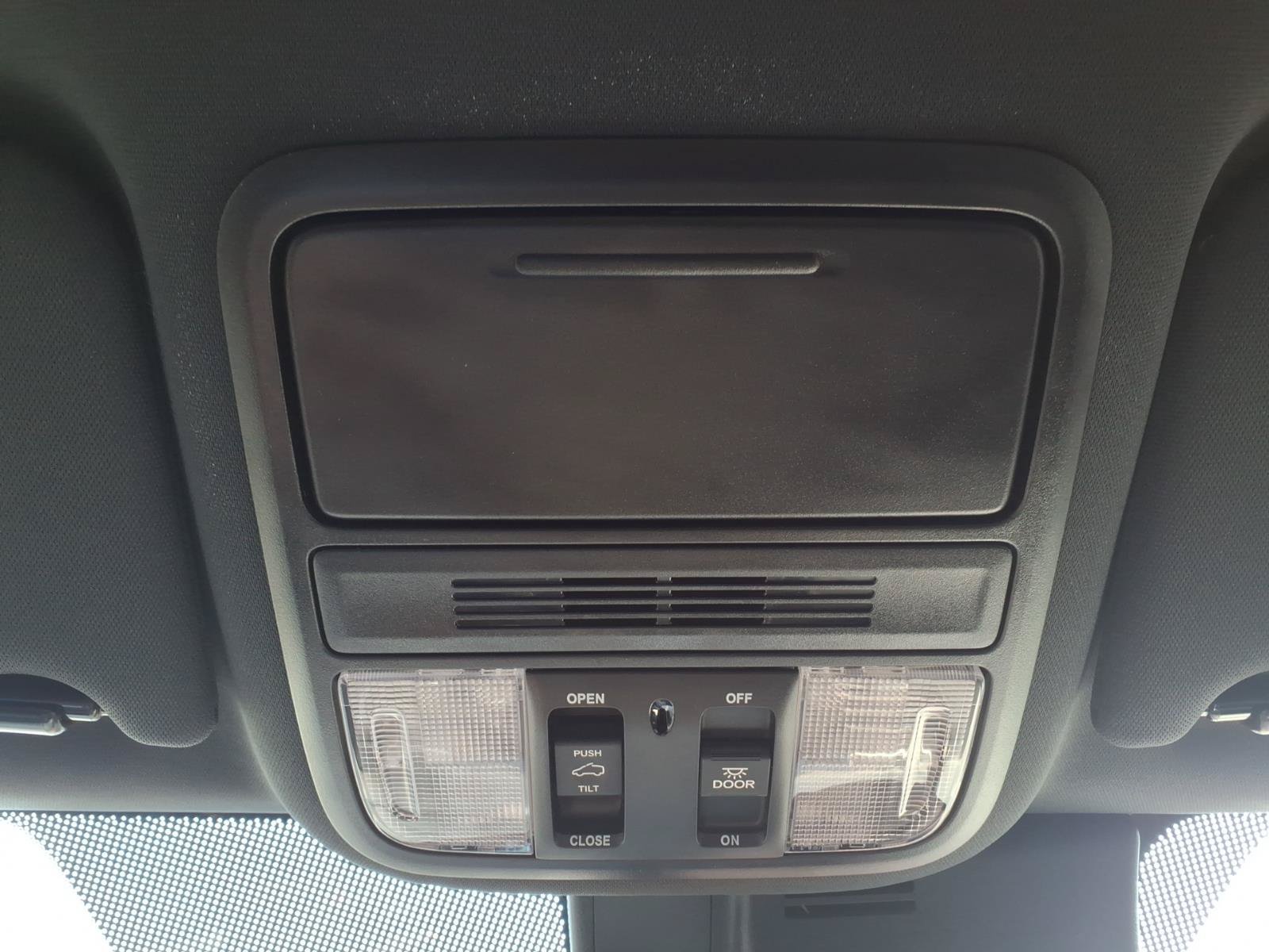 Used 2025 Honda Passport EX-L image 23