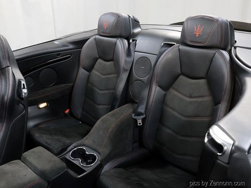 Used 2015 Maserati GranTurismo Sport RWD image 15