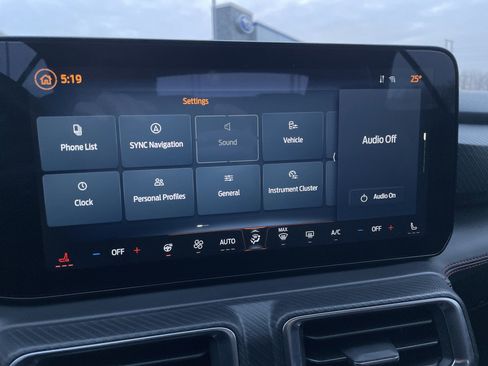 Used 2025 Ford Mustang GT Premium image 30