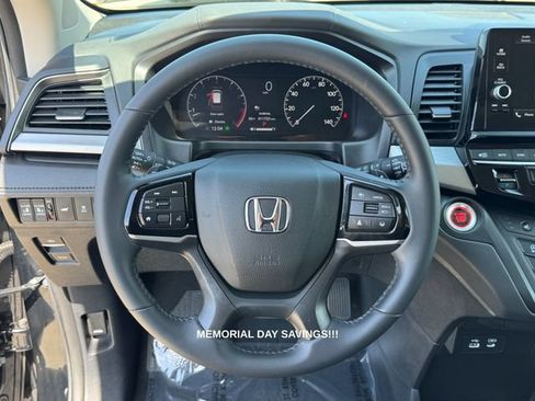 Certified 2025 Honda Odyssey EX-L image 25