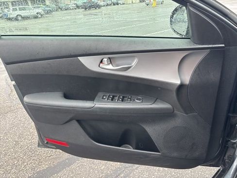 Certified 2023 Kia Forte LXS image 19