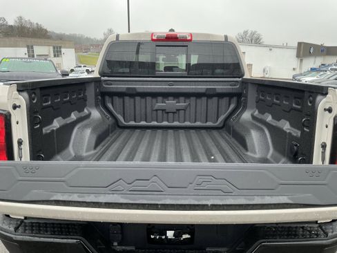 New 2026 Chevrolet Colorado ZR2 w/ Off-Road Front Bumper Package image 4
