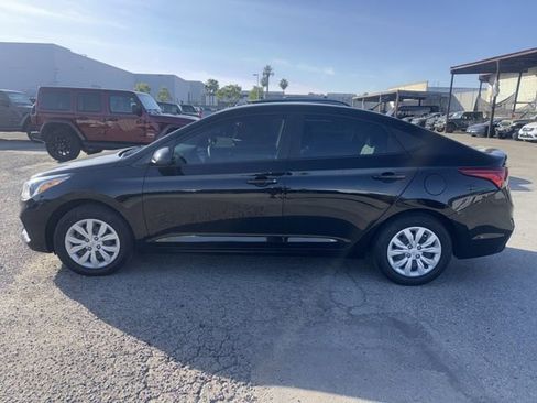 Used 2022 Hyundai Accent SE image 8