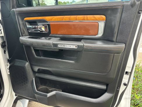 Used 2016 RAM 1500 Laramie Longhorn w/ Convenience Group AWD/4WD image 22