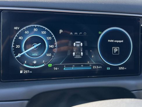 Certified 2024 Hyundai Tucson Limited image 23