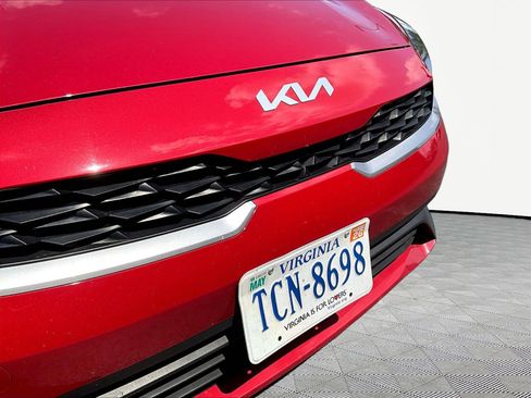Used 2024 Kia Forte LXS FWD image 32