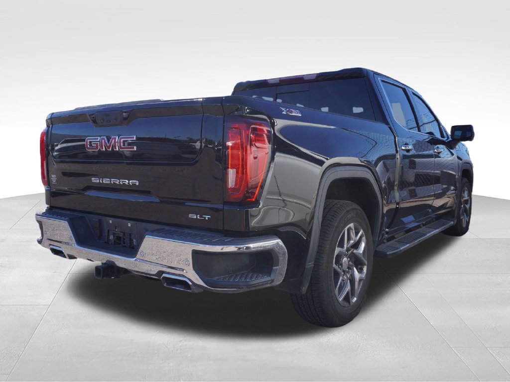 Used 2023 GMC Sierra 1500 SLT w/ SLT Premium Plus Package AWD/4WD image 4