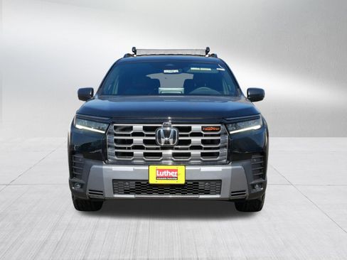 New 2026 Honda Pilot TrailSport image 2