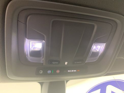 Used 2021 Chevrolet Silverado 1500 Custom image 27