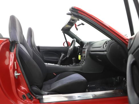 Used 2005 MAZDA MX-5 Miata MAZDASPEED image 12
