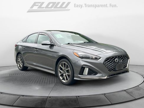Used 2019 Hyundai Sonata Limited FWD image 1