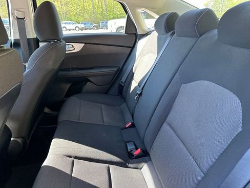 Used 2024 Kia Forte LXS FWD image 15