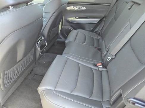 Used 2022 Genesis GV70 2.5T w/ Select Package image 31