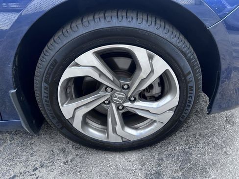 Used 2018 Honda Accord EX-L image 22