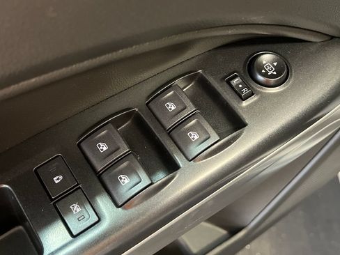 Used 2019 Chevrolet Colorado LT AWD/4WD image 33
