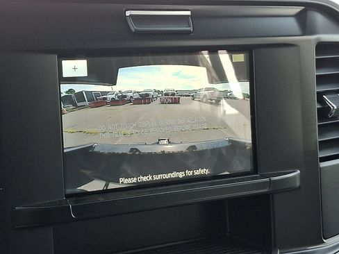 New 2025 Ford F550 4x4 Crew Cab image 12
