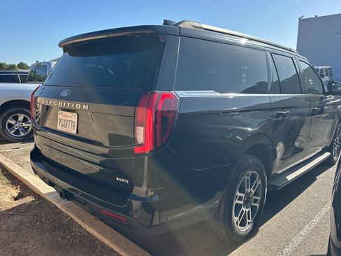 Used 2025 Ford Expedition Max Active AWD/4WD image 7