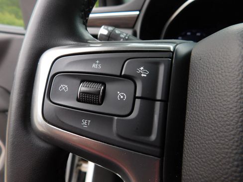 Used 2023 Chevrolet Tahoe Z71 AWD/4WD image 23