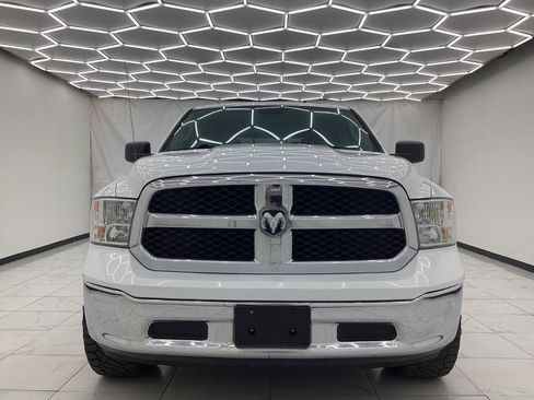 Used 2020 RAM 1500 Classic SLT image 5
