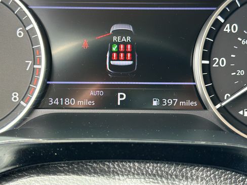 Used 2025 Nissan Pathfinder SV AWD/4WD image 19