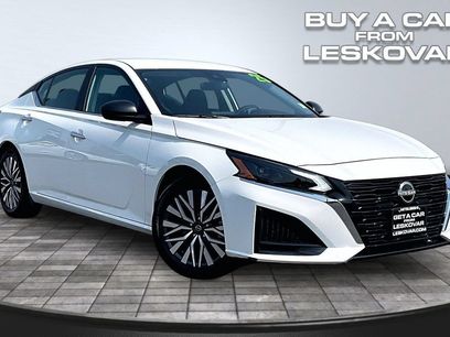 Used 2025 Nissan Altima 2.5 SV