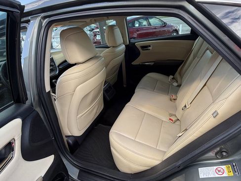 Used 2014 Toyota Avalon XLE Touring FWD image 11