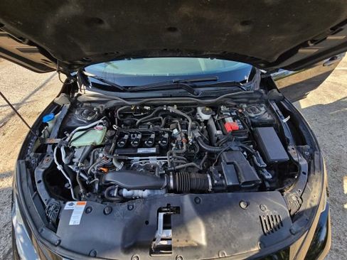 Used 2018 Honda Civic Sport image 30