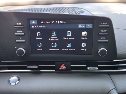 New 2026 Hyundai Elantra SEL Sport Premium FWD image 9