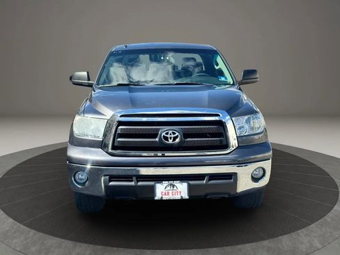 Used 2012 Toyota Tundra SR5 w/ Tow Pkg image 2
