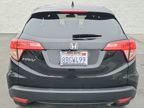 Used 2018 Honda HR-V EX image 23