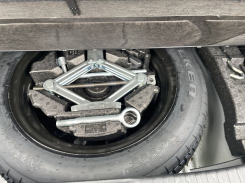 Used 2025 Subaru Crosstrek 2.0i Premium image 16