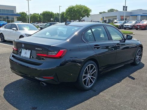 Used 2022 BMW 330i xDrive Sedan w/ Driving Assistance Package AWD/4WD image 6