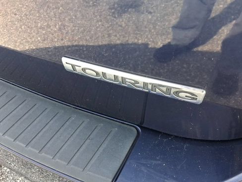 Used 2018 Honda Odyssey Touring image 11