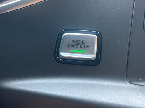 Used 2019 Chevrolet Corvette Stingray Coupe image 16