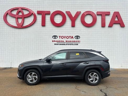 Used 2023 Hyundai Tucson SEL image 2