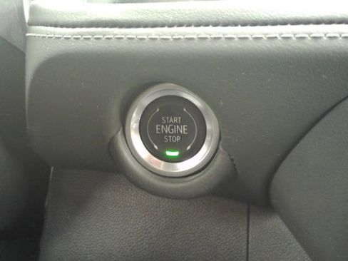 Used 2025 Chevrolet Tahoe LT image 47