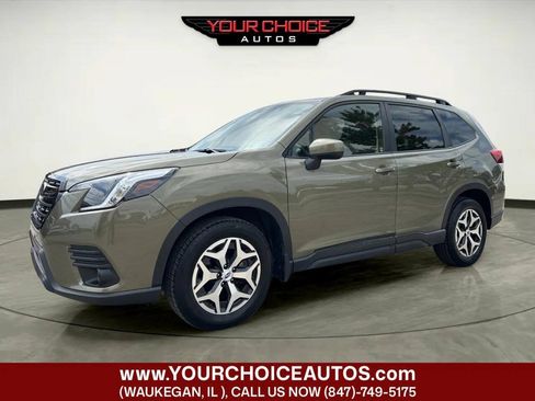 Used 2023 Subaru Forester Premium AWD/4WD image 1