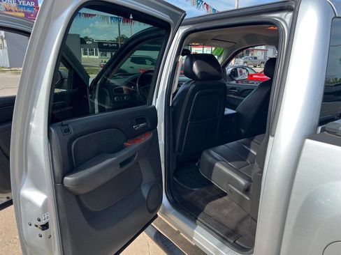 Used 2011 Chevrolet Silverado 1500 LTZ w/ LTZ Plus Package AWD/4WD image 14