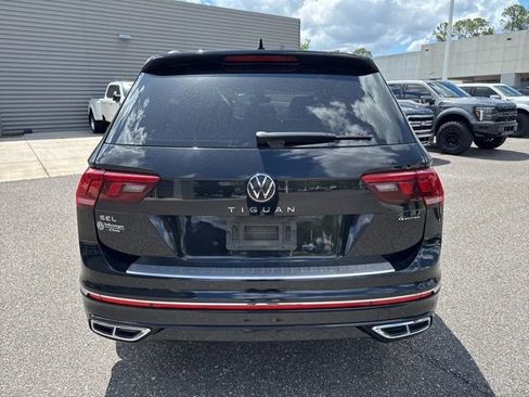 Used 2022 Volkswagen Tiguan SEL R-Line AWD/4WD image 7