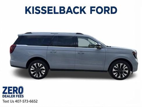 Used 2025 Ford Expedition Max Platinum w/ Driver's Package AWD/4WD image 4
