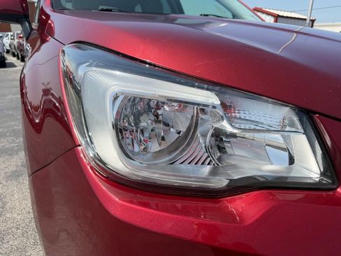 Used 2017 Subaru Forester 2.5i Limited w/ Popular Package #2 AWD/4WD image 4