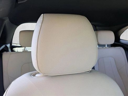 Used 2024 Mercedes-Benz GLA 250 image 15