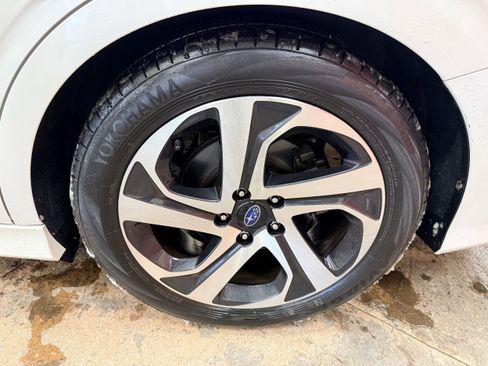 Used 2021 Subaru Legacy Limited image 7