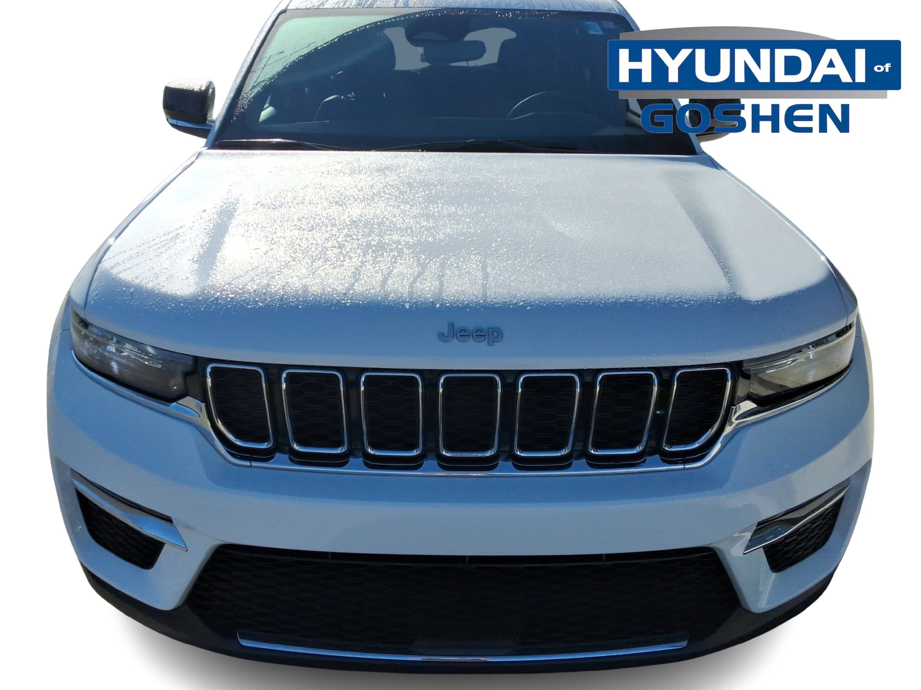 Used 2024 Jeep Grand Cherokee Limited AWD/4WD image 2