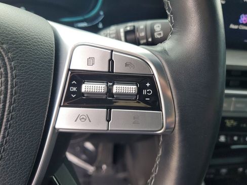 Used 2025 Kia Telluride AWD image 13