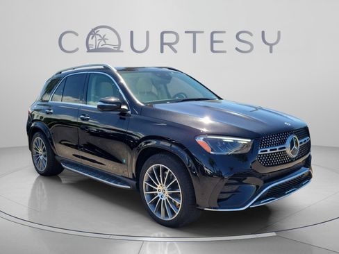 Certified 2026 Mercedes-Benz GLE 450 4MATIC image 2