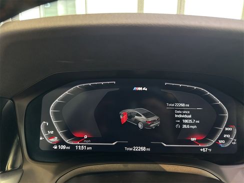 Used 2022 BMW M4 xDrive Competition w/ M Driver's Package image 26