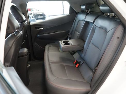 Used 2018 Chevrolet Bolt Premier w/ Driver Confidence II Package FWD image 43