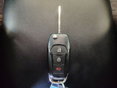 Used 2024 Ford Ranger XL RWD image 29